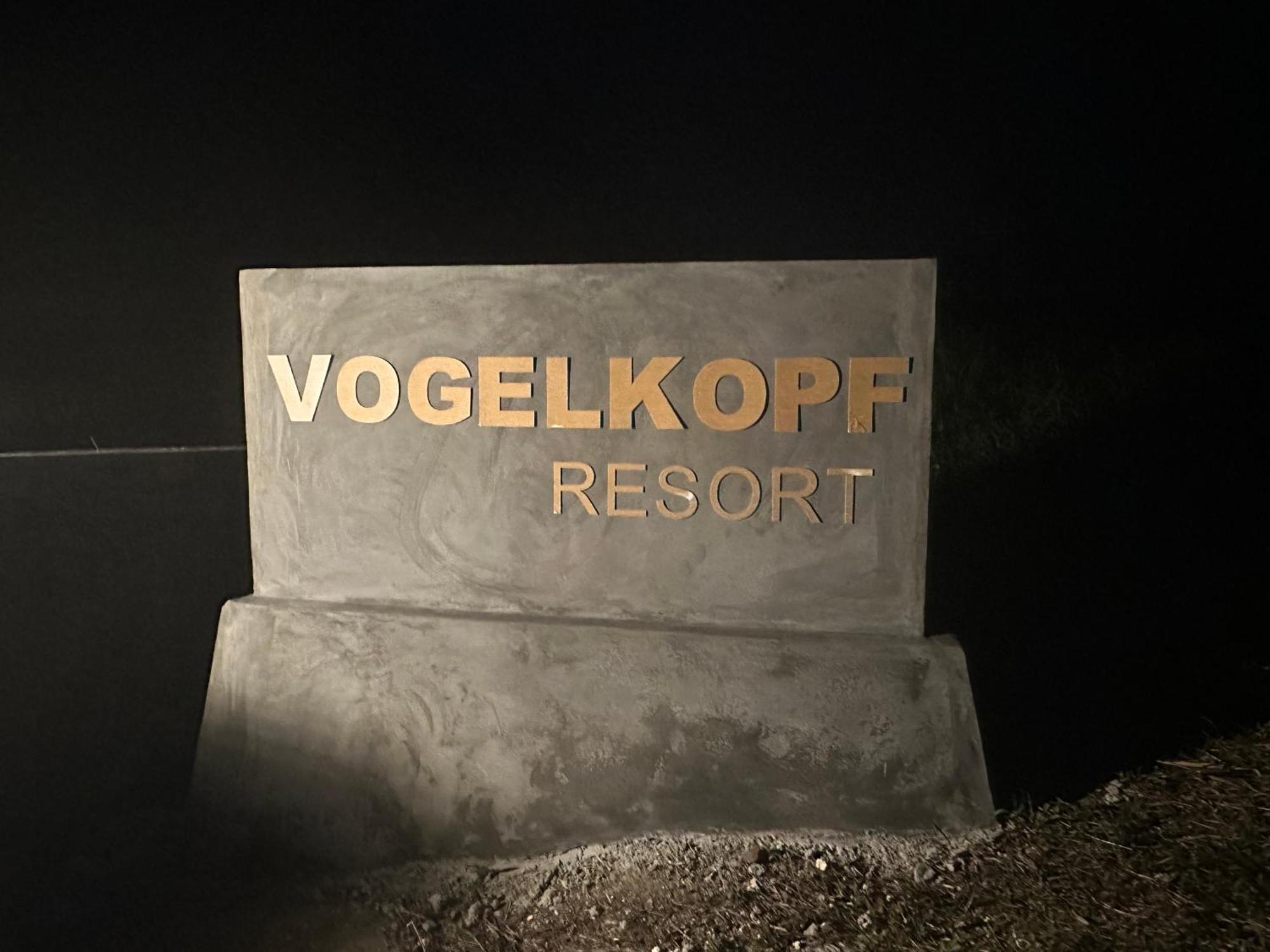 Vogelkopf Resort Tapokreng ภายนอก รูปภาพ
