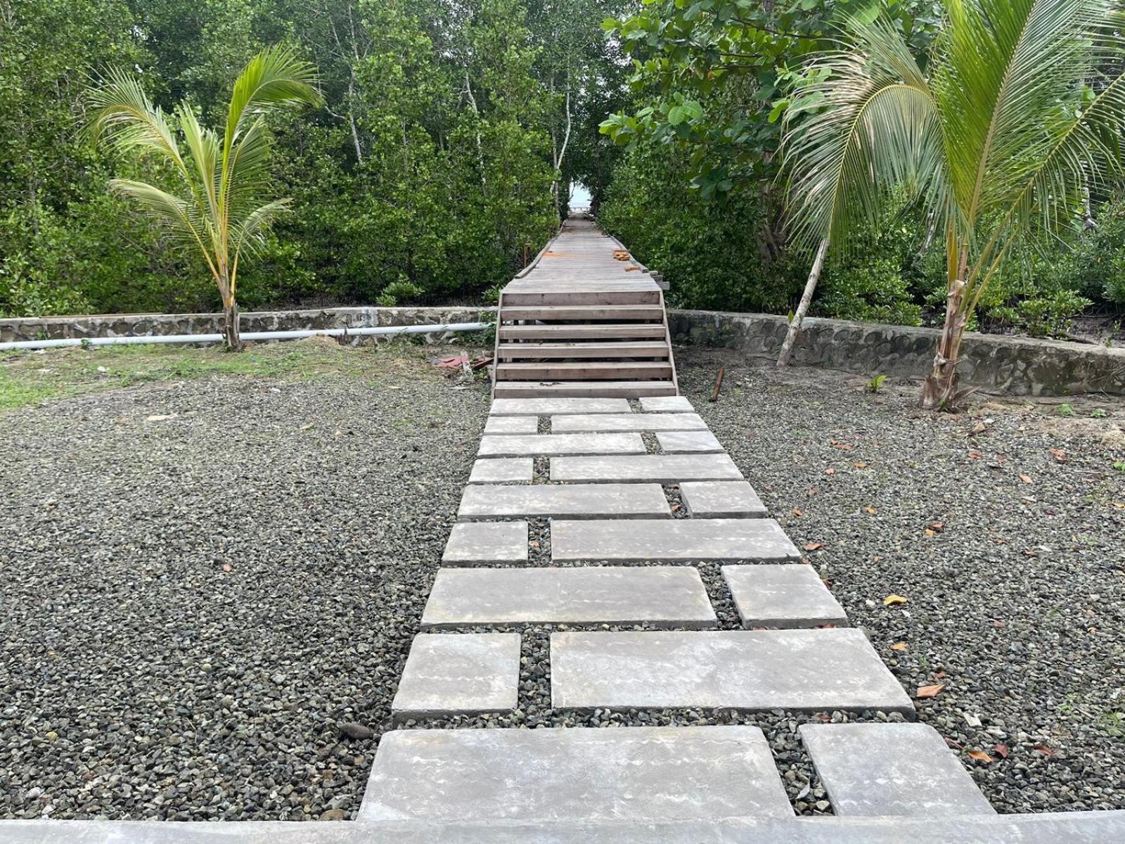 Vogelkopf Resort Tapokreng ภายนอก รูปภาพ