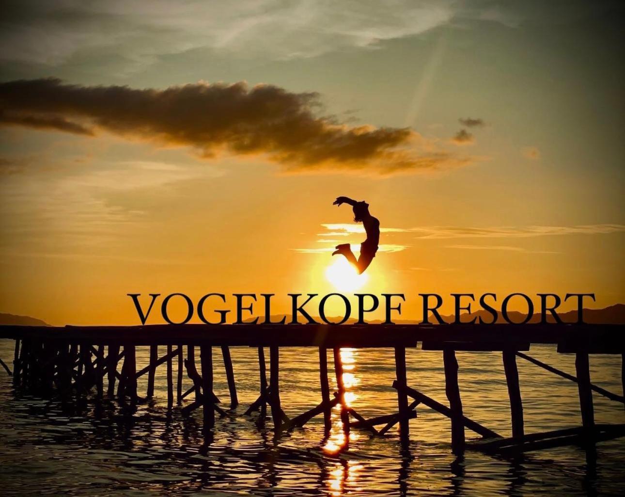 Vogelkopf Resort Tapokreng ภายนอก รูปภาพ